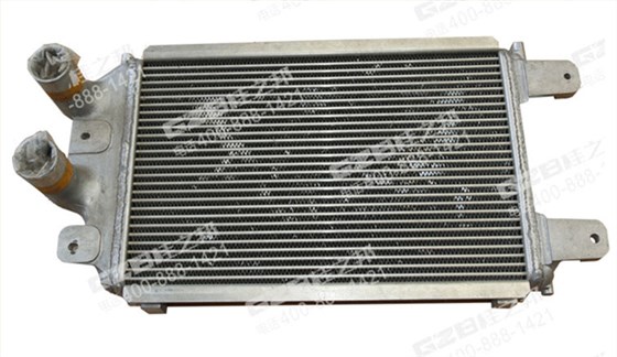 三一挖掘機(jī)中冷器總成