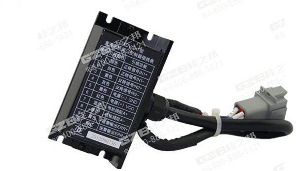 三一210挖機(jī)閥門(mén)控制器